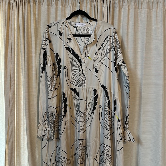 The Lulo Project - The Effortless Tunic - Cream Swan SMALL PRICE FIRM - Picture 4 of 9